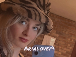Arialove19