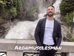 aronmusclesman Deutsche Sexcams