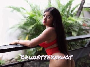 Brunettexxxhot