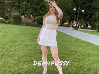 Demipussy