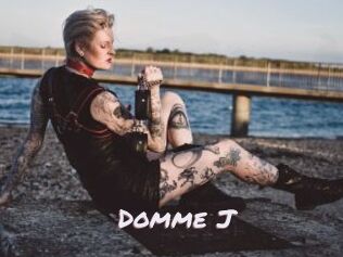Domme_J