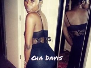 Gia_Davis