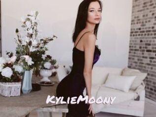 KylieMoony