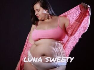 LUNA_SWEETY
