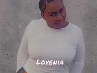 lovenia Deutsche Sexcams