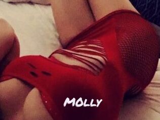 M0lly