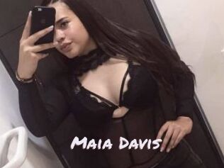 Maia_Davis