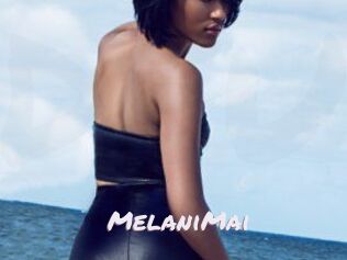 MelaniMai