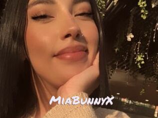 MiaBunnyX