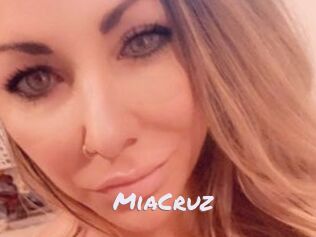 MiaCruz