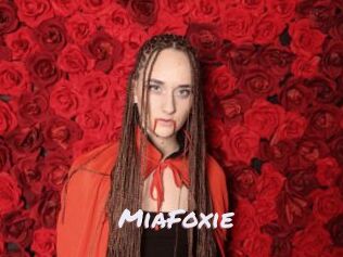 MiaFoxie Deutsche Sexcams
