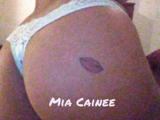 Mia_Cainee