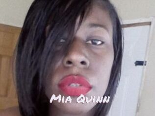 Mia_Quinn