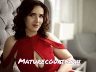 Maturecourtesan