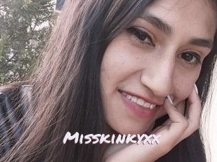 Misskinkyxx