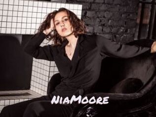 NiaMoore