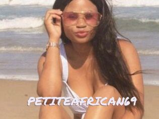 PETITEAFRICAN69 Deutsche Sexcams