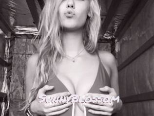 SunnyBlossom Deutsche Sexcams
