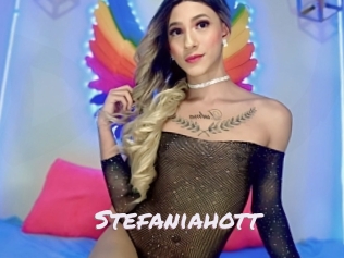 Stefaniahott