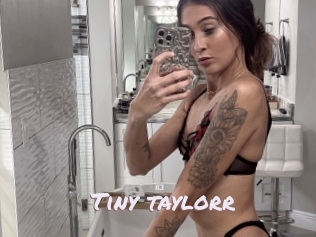 tiny_taylorr Deutsche Sexcams